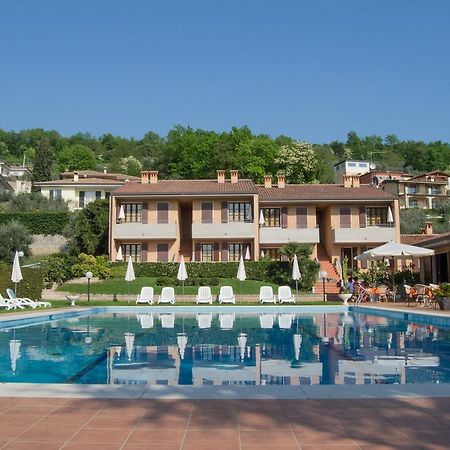 Residence Liana Albisano Torri Del Benaco Extérieur photo