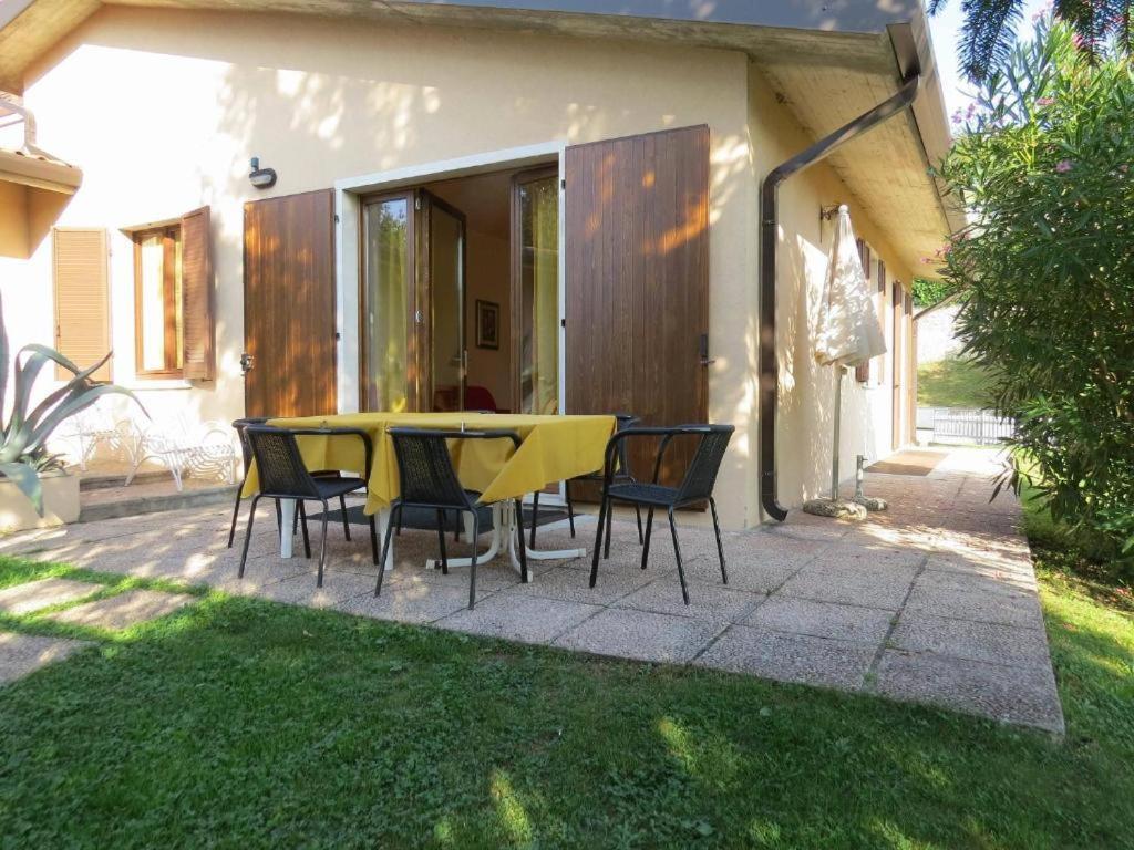 Residence Liana Albisano Torri Del Benaco Extérieur photo